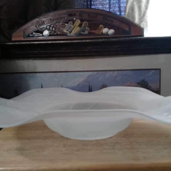 ๐ป๐๐HOMEGAARD HAND BLOWN๐ซ๐FREELY EXECUTED SCALLOPED DESIGN BOWL,CENTERPIECE. - Picture 9 of 16